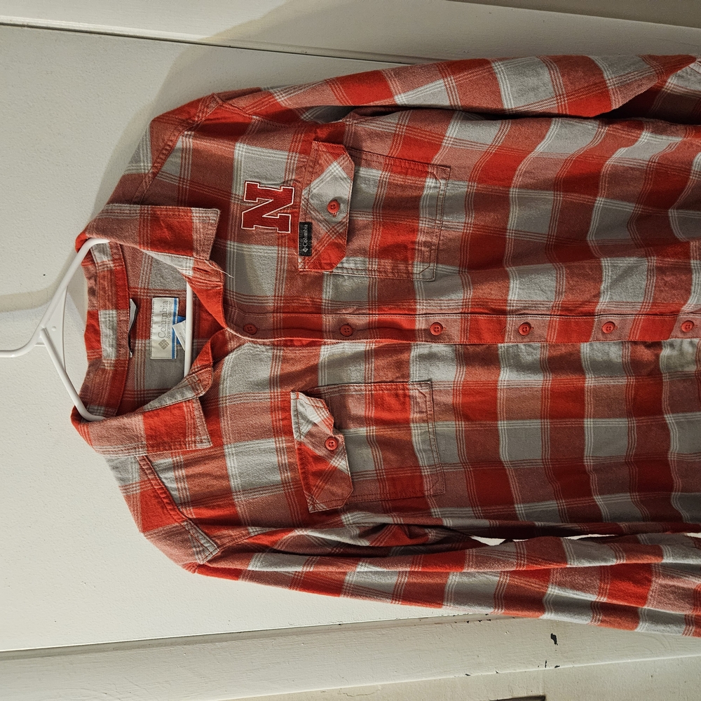 Columbia Red and Gray Plaid Casual Button Down Shirt